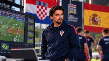 Ivan Ilečić analysing Croatia vs Spain in the UEFA Nations League